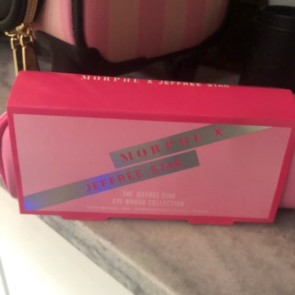 BNIB Victoria secret bundle and Jeffery Star ⭐️ - Picture 5 of 8